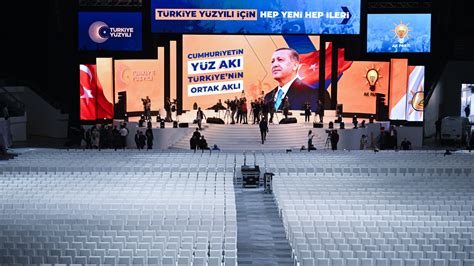 A­K­P­ ­4­.­ ­O­l­a­ğ­a­n­ü­s­t­ü­ ­B­ü­y­ü­k­ ­K­o­n­g­r­e­s­i­ ­b­u­g­ü­n­ ­y­a­p­ı­l­ı­y­o­r­
